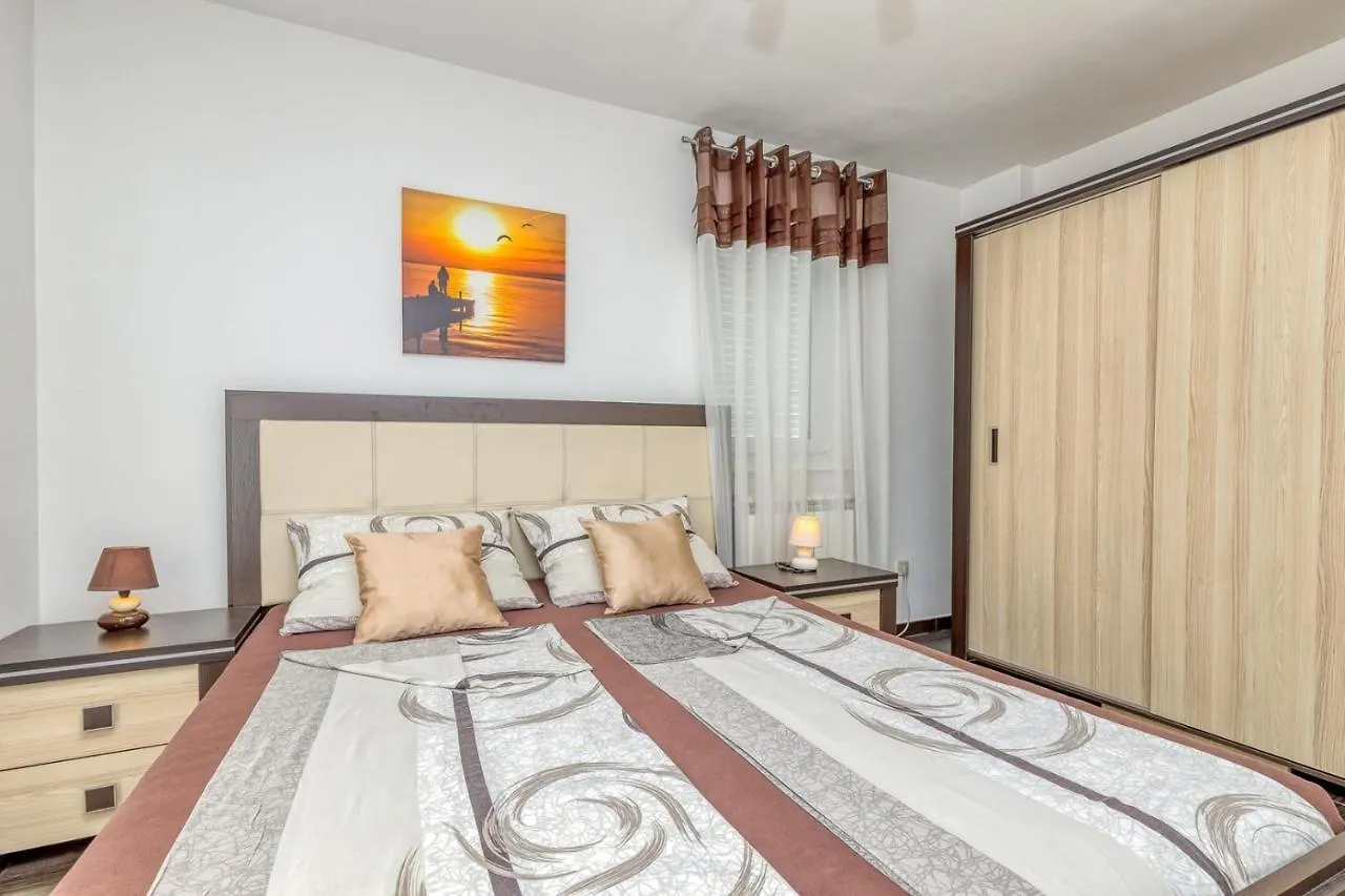 招待所 Apartments Kardumovic Kukci